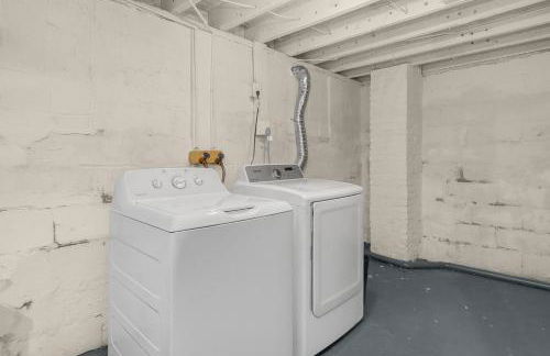 Modern 2BR near DT, 8min walk to Park&Conservatory - Foto 17