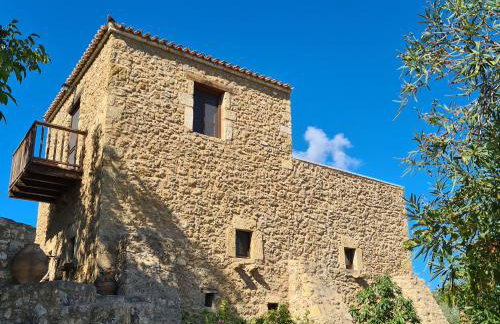 Pyrgos 1869 with Private Pool - Foto 19