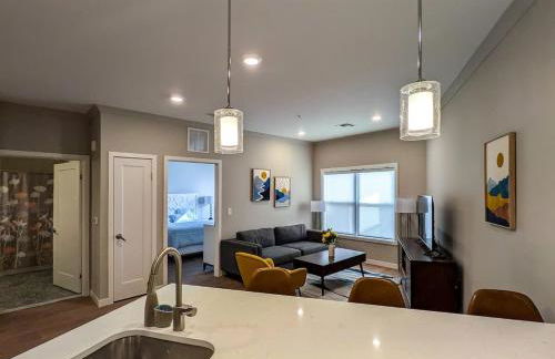 222 Brand New 2 Bedroom 1 KIT 2 BATH 1 Living - Foto 1