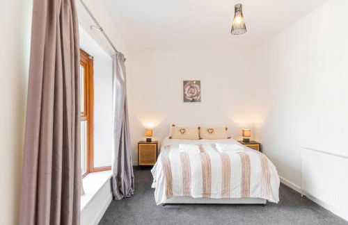 The SPACE Large House In Afan Forest Bike Park By STAE-Homes - Photo 17