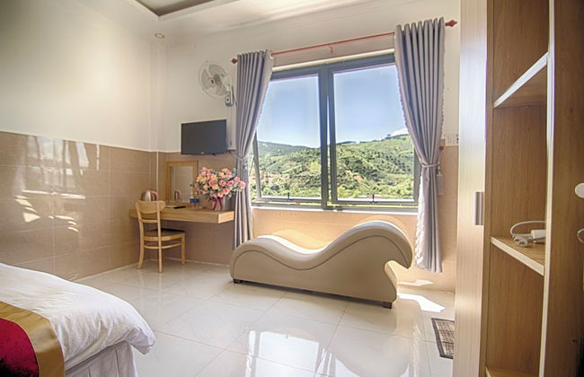 Hoa May Hotel - Photo 59