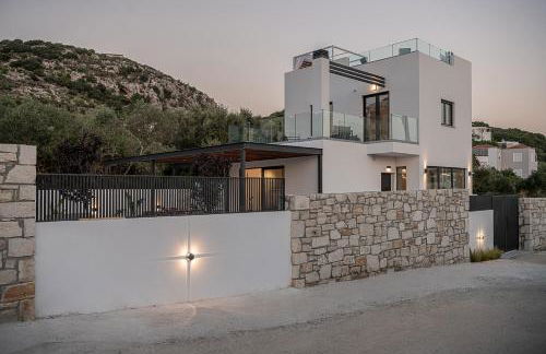 Avrilia Seaside Villa Heated Pool - Foto 9