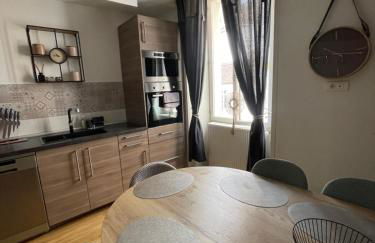 Liberté et Confort, appartement entier, moderne avec 2 chambres et cuisine équipée au coeur de Semur - Foto 57