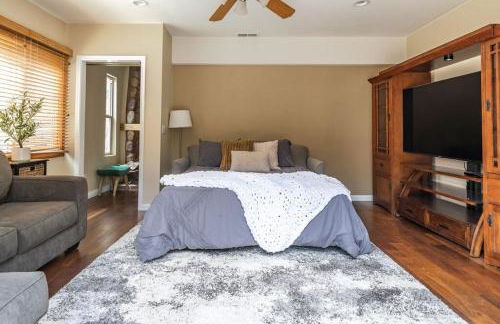 Resort style back yard heated pool and spa - Foto 43