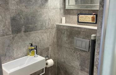 Oakwood Cabin Retreat in Bexleyheath - Foto 8