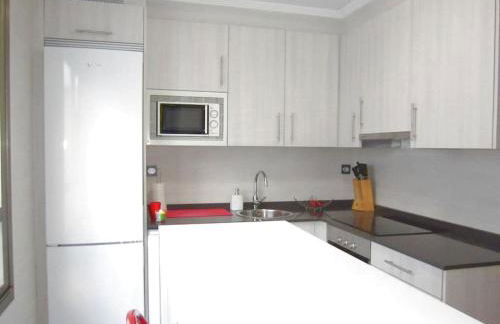 Sunshine beach Gijón - Foto 23