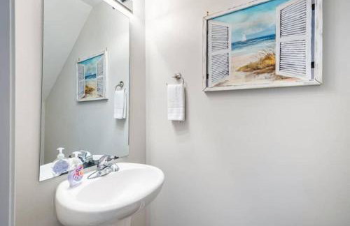 6 Bedrooms Sleeps 16 Great Area - Photo 18