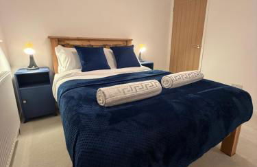 Luxury House, Great Location in Redditch - Contractors - Families - Groups - Relocators - Sleeps 9 - Foto 4