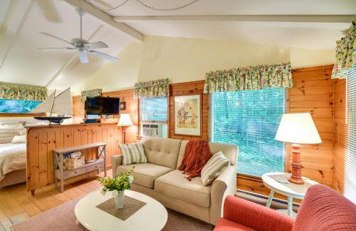 Pine Cottage Duplex with Deck Walk to State Park! - Foto 4