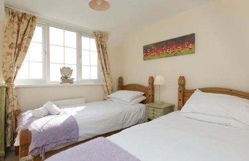 Cozy 3 Bedroom Cottage with stunning Sea View - Pass the Keys - Foto 14