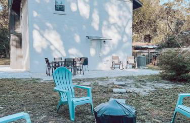 The Refuge on 5th - Pets , Patio & Firepit - Photo 43