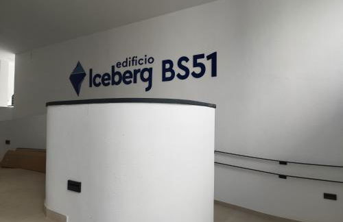 Iceberg BS51 con Terraza, Parking y Piscina - Foto 49