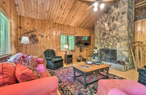 Serene Sky Valley Family Chalet with Fireplace - Foto 1