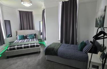 Spacious - Free Parking - Sleeps 6 - M20-FolkestoneCentralStation - Foto 64