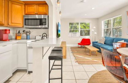 The Jute Box - Pool - Waterview - Wilton Drive - Photo 6