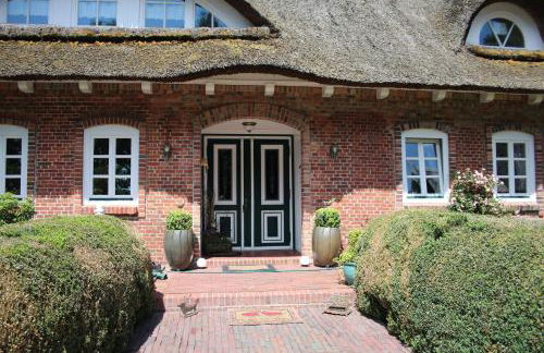 Erlenhof-Steinau-Fachwerkhaus-mit-Reetdach - Foto 19