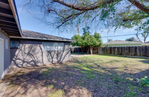 Near Airport and Dtwn Breezy Fresno Home! - Foto 26