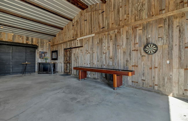 Luxurious Hill Country Retreat With Pool and Firepit! - Photo 44