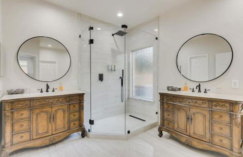 Spacious and Luxury Home w Cinema Room and Pool - Foto 19