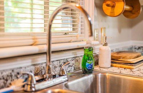 The Magnolia Manor 4BR Greenway Retreat - Photo 25