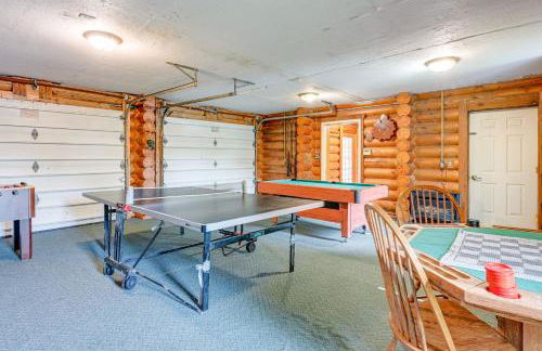 Indoor Pool and Hot Tub! Spacious Sterling Cabin - Foto 30