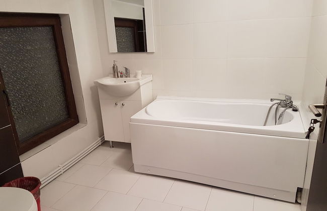 Rent Holding - Foto 62