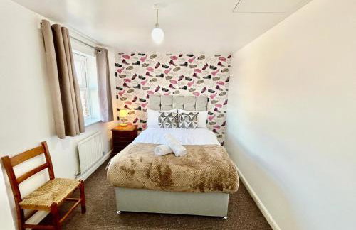 Mannys Apartment - Nice & Cozy 4Bed Flagship Lodge - Photo 2