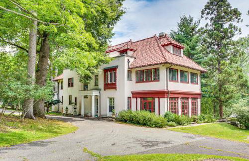 Hudson Valley Estate on 4 Acres with Private Pool! - Foto 45