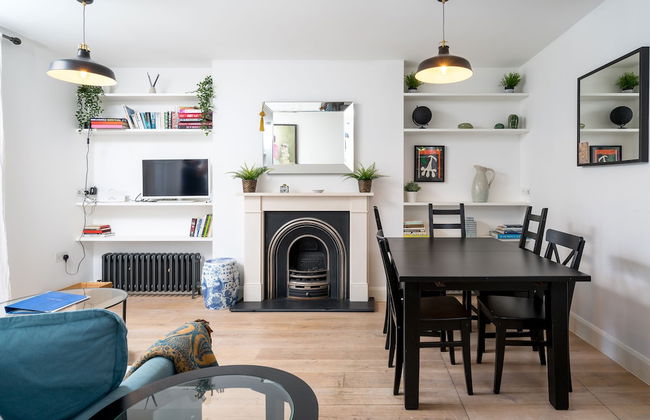 JOIVY Stylish 2-Bed Flat W/ Private Garden In Notting Hill, - Foto 12