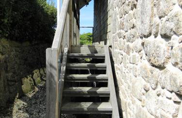 Private Double Room and Ensuite in Historic Cornish Cottage - Photo 26