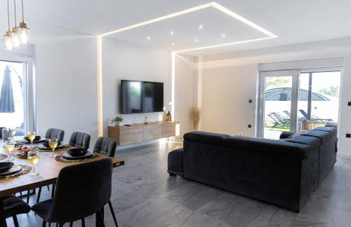 Holiday Home Nena I Pet-friendly retreat with private pool, near Šibenik - Foto 24