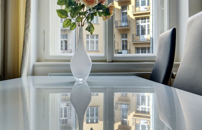 Old Town Square Apartments - Foto 27