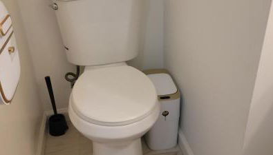 Cozy Studio Walk to Shops, Quick Drive to DC - Photo 4