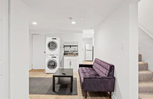 Negin 2903 - Basement Unit - Foto 4