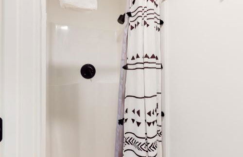 On Mountain Time - Photo 30