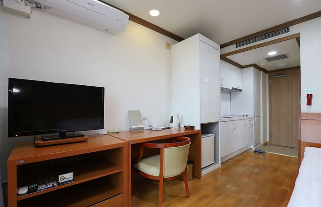 Daejeon I-Hotel - Photo 27