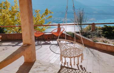 Le Panoramique du Plongeoir - T4 spacieux de 90m2 avec grande terrasse vue sur le lac de Serre Ponçon - Photo 1