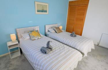 Modern & Cosy 3 Bedroom Inverkeithing home- Ideal for Edinburgh Dunfermline & St Andrews with Free Parking - Foto 10