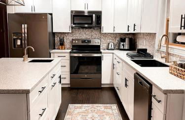 Cabin Sweet Cabin - Photo 23