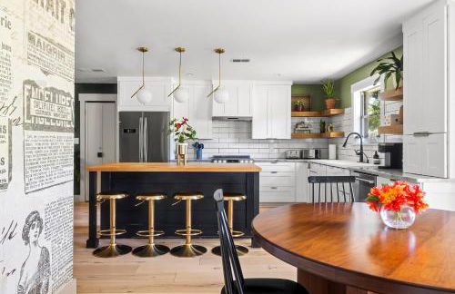 San Marcos 5BR Retreat with Pool Near TXST - Foto 54