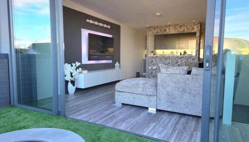 Modern Duplex Penthouse Panoramic Views & Parking - Foto 4