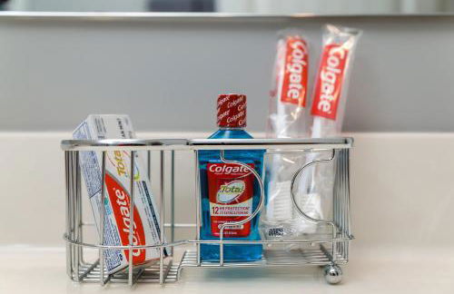 Open Plan Arcade Home with Natural Hardwoods Sleeps 10 - Foto 27