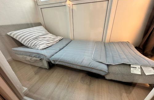 TOP 2 Zimmer Altbauwohnung in Kiel Mitte 24-7 Check In - Foto 24