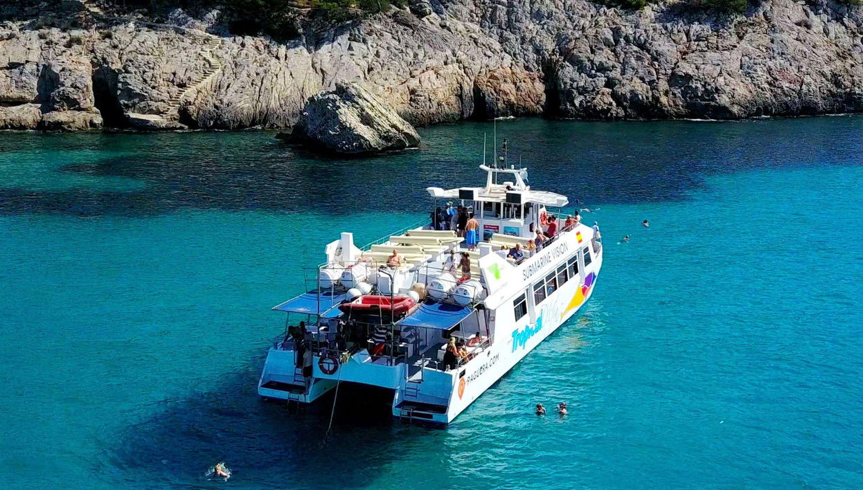 Glass Bottom Boat Tour - Foto 1