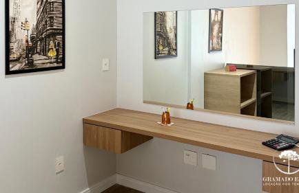 Luxuoso apartamento de 3 suítes frente rua torta - Foto 10