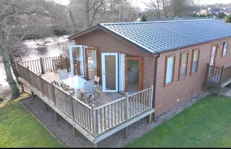 Luxurious Riverside Lodge - 'The Ardle' - Photo 9