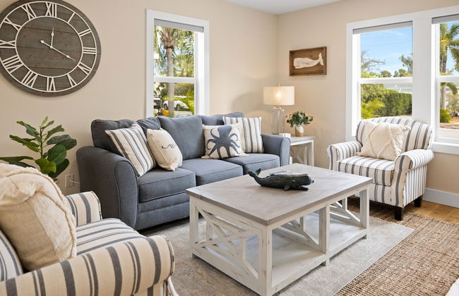 Stylish Luxury Home Near Beach & DT - Foto 9