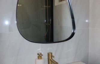 Charming studio overlooking a beautiful garden - Foto 16