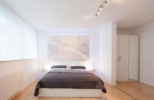 Exclusive 2-room souterrain apartment - Foto 12