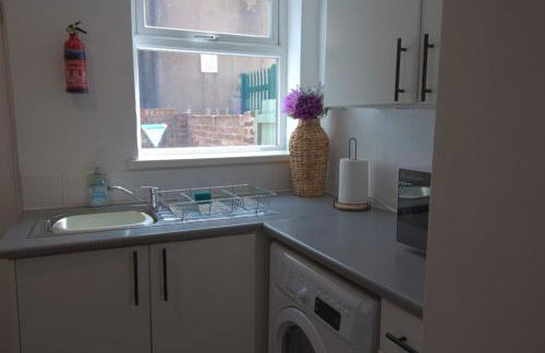 Egton St - Stylish house with parking, near town! - Foto 16